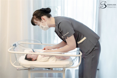 十月后月管家 您身邊的母嬰護(hù)理專(zhuān)家，無(wú)憂(yōu)守護(hù)新生與健康